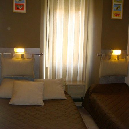 Hotel De L'Ariana Марсель Экстерьер фото